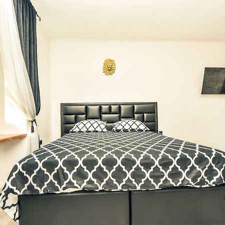Luxury Heritage Apartment Zara Antica Exterior foto